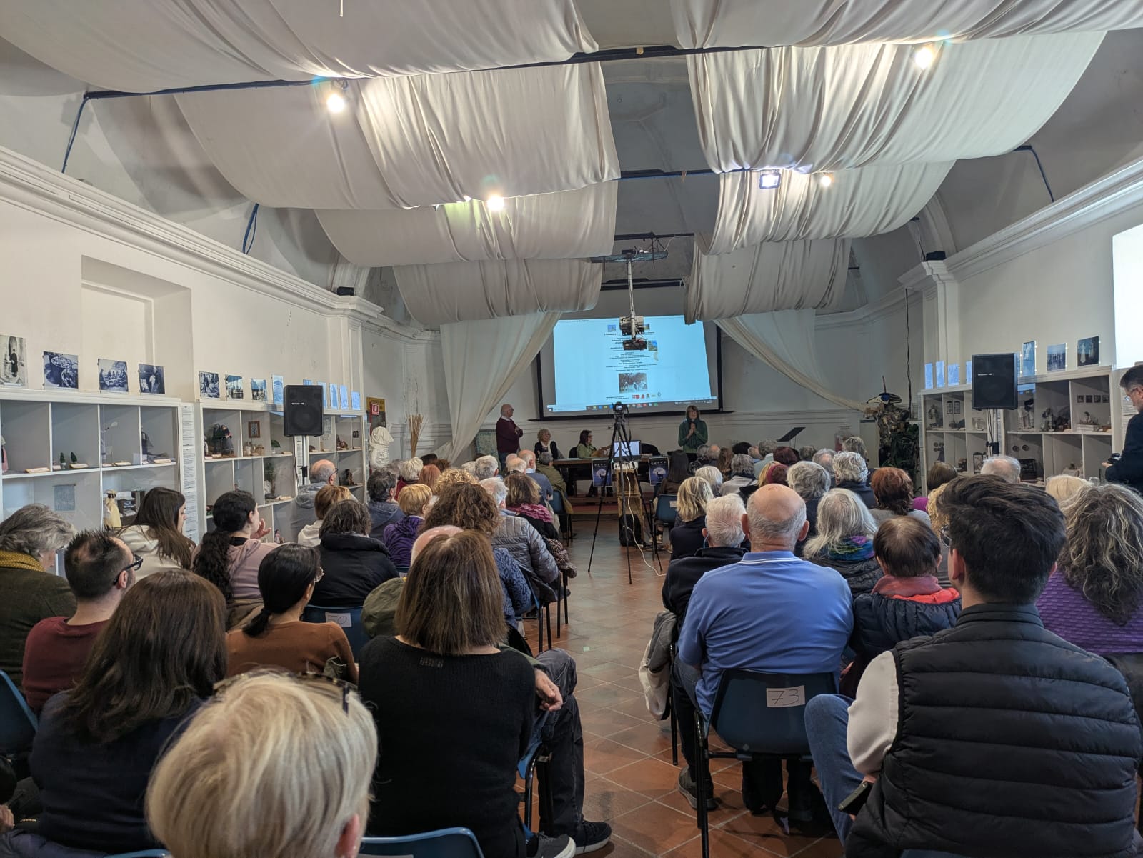 Cervo celebra « Per un pugno di olive »: il documentario che ridà voce alle raccoglitrici di olive
